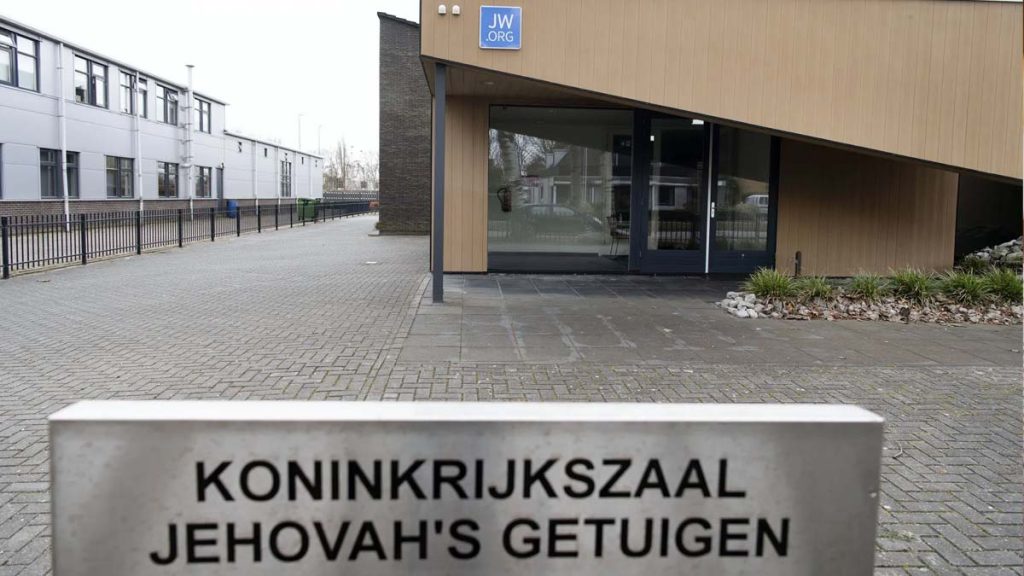 Netherlands Investigation into consequences of shunning former Jehovah's Witnesses